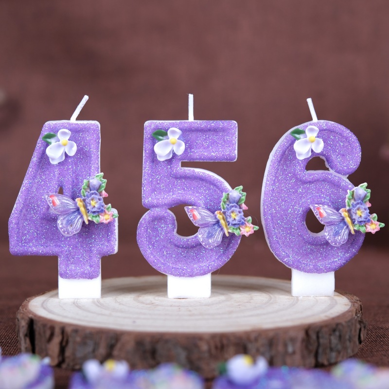 Novas Velas de Aniversário com - Holiday Candle Set avaliação e preço